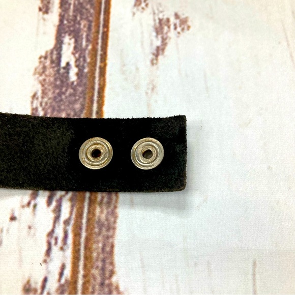 Suede Wrist Band J Initial Black & Red Vintage - Picture 9 of 9